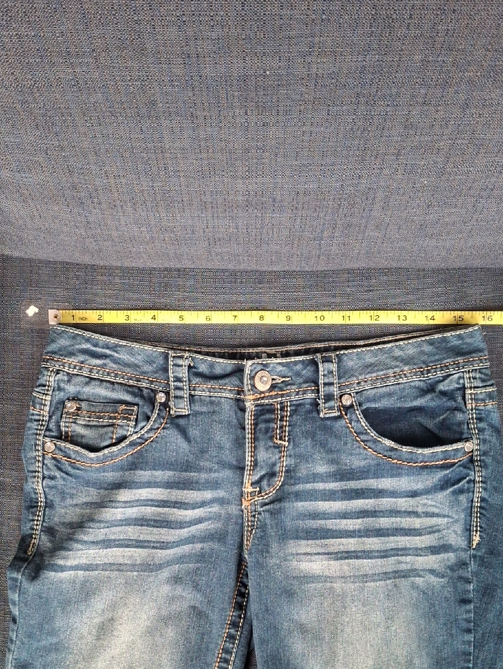 Reign Sz 9 Bootcut Embroidered Jeans - Picture 3 of 4